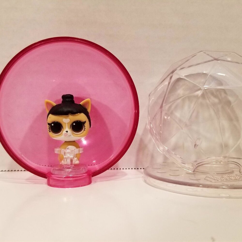 L.O.L. Surprise! Lils Pets "Grr Majesty" Winter Disco Glitter Snow BB, VGUC - Picture 9 of 16